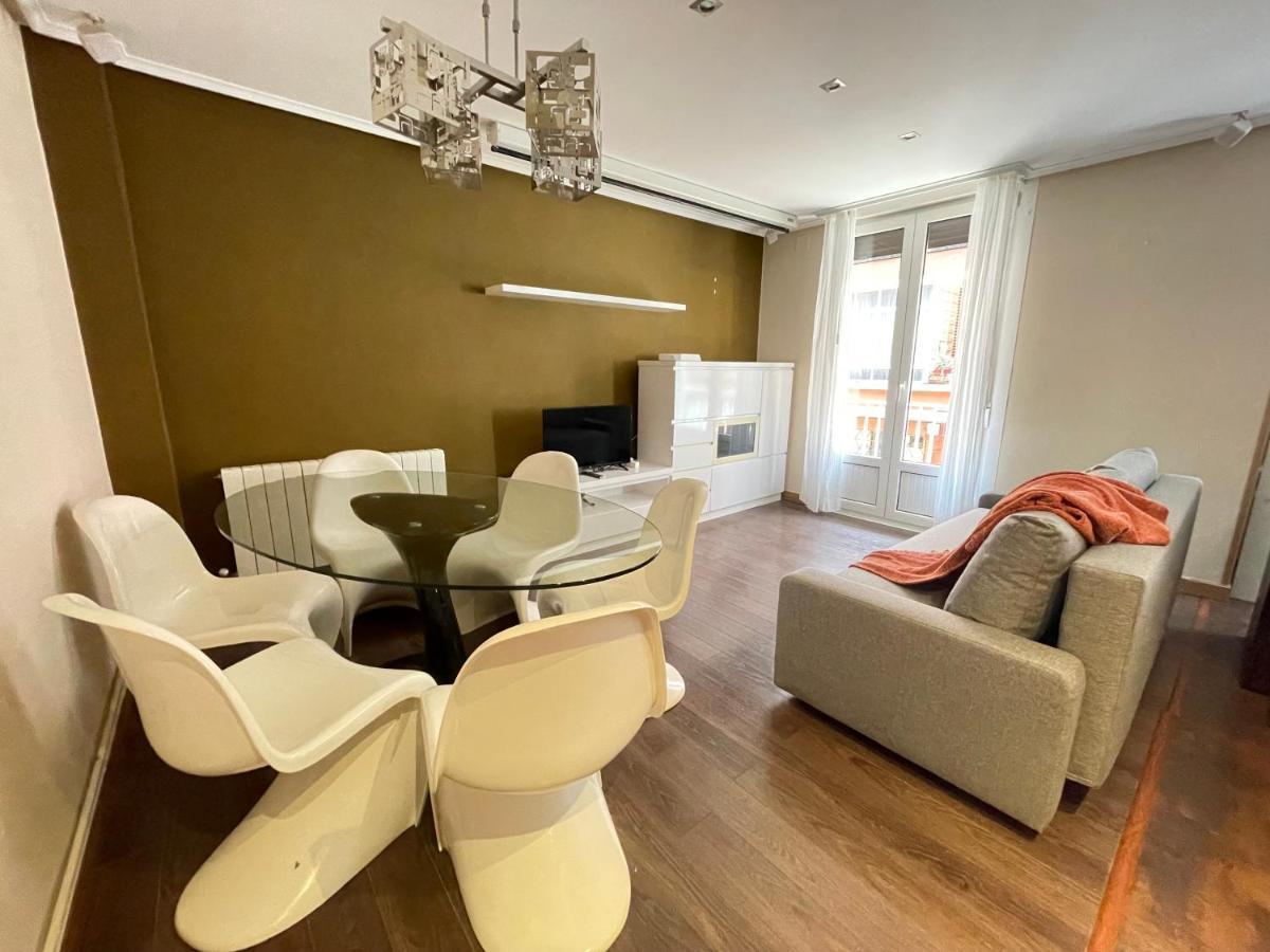 Uribarri Home Bilbao Exteriör bild